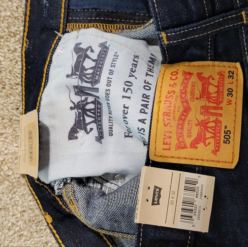 Brand New Levi's 505 Rehular